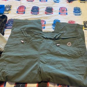 Pennington’s golf capris